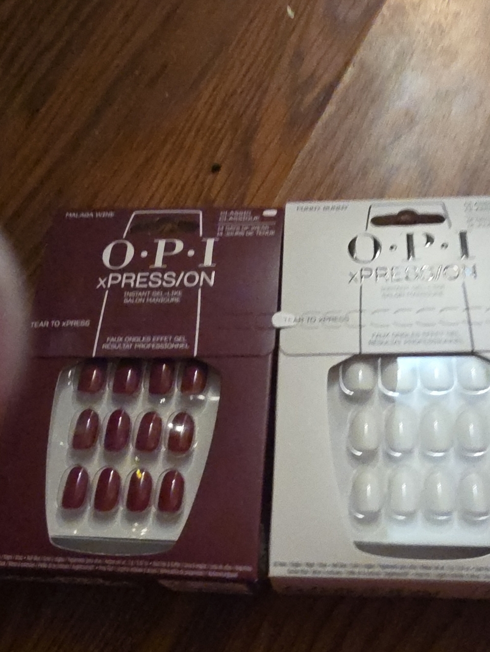 OPI Xpression Press-On Nails Burgundy and White